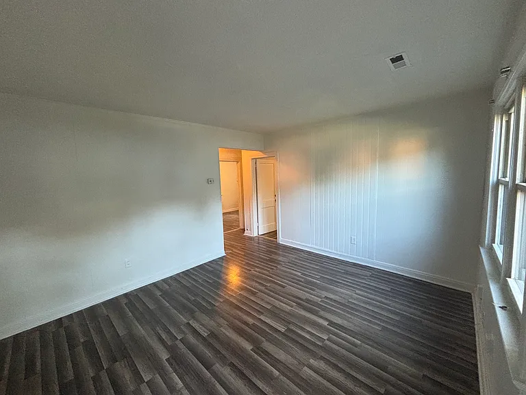 1210 Stewart St #2 — Photo 3