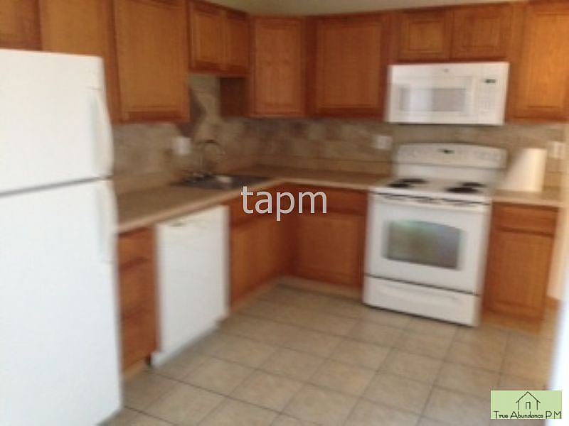 2nd image of 3030 Denver St APT F