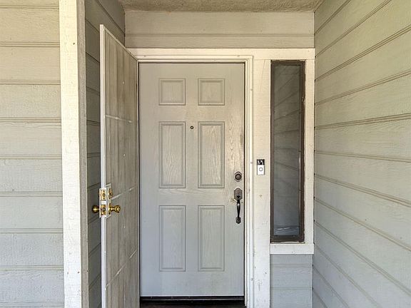 5th image of 1312 Serene Ln