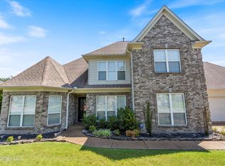 8412 Linda Shore Cv, Southaven, MS 38671