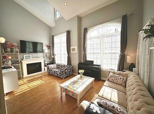 104 Abbie Ct, West New York, NJ 07093