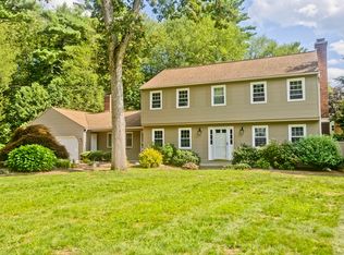 10 Cooley Dr, Wilbraham, MA 01095