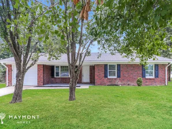 2 Summit Ave, Goose Creek, SC 29445
