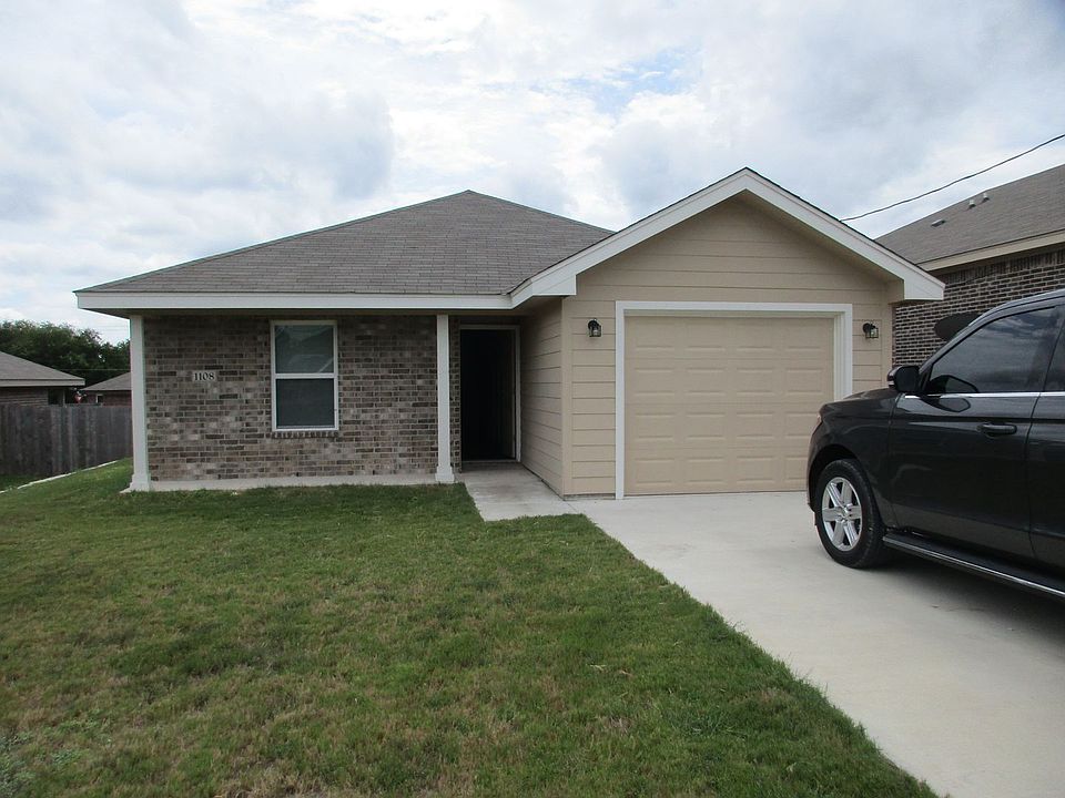 1st image of 1108 E Avenue G