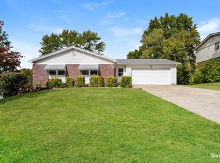 11011 Crimson Dr, Saint Louis, MO 63146