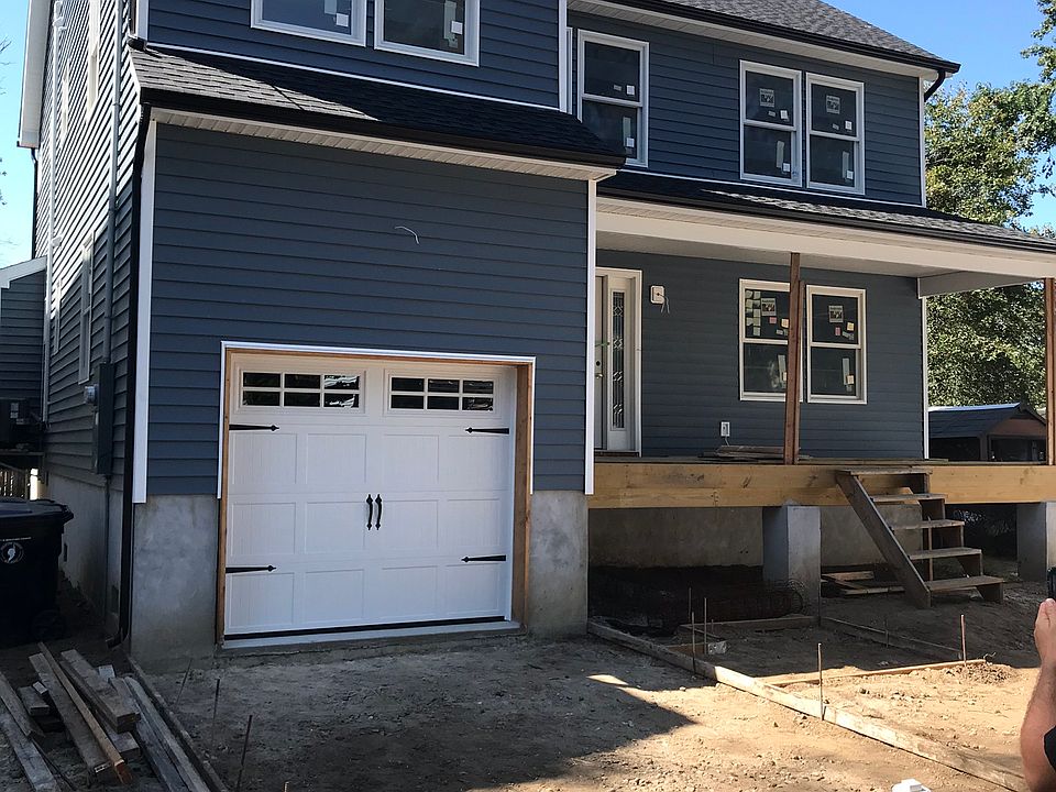 1st image of 75 Shoreland Ter