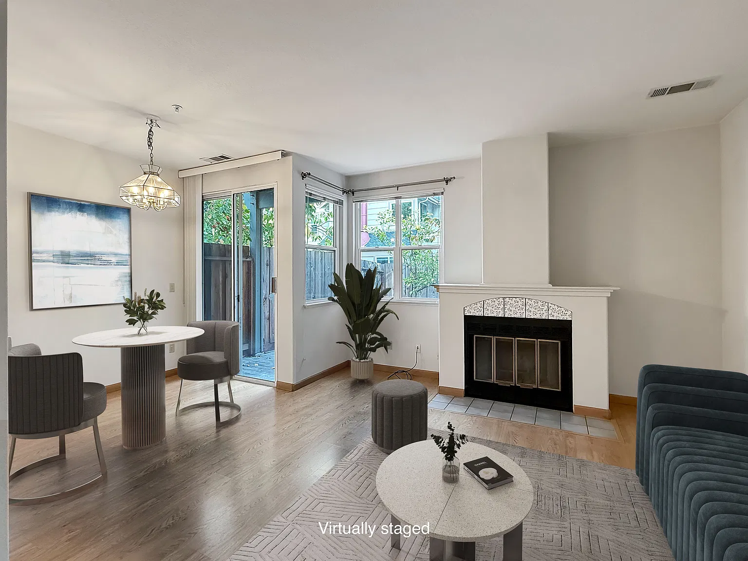 2 bed, 2.5 bath, 1240 sqft, $4,495 — Photo 3