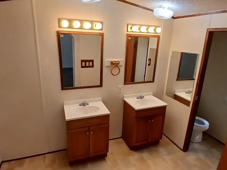 313 Lee St — Photo 3