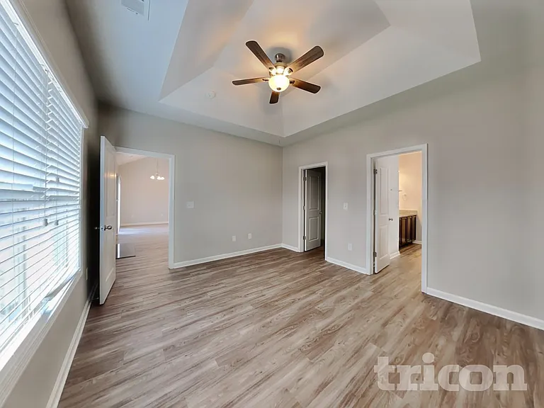 112 Oldham Way — Photo 7