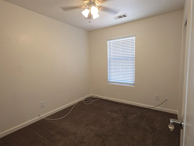 3212 Kay St #B — Photo 7