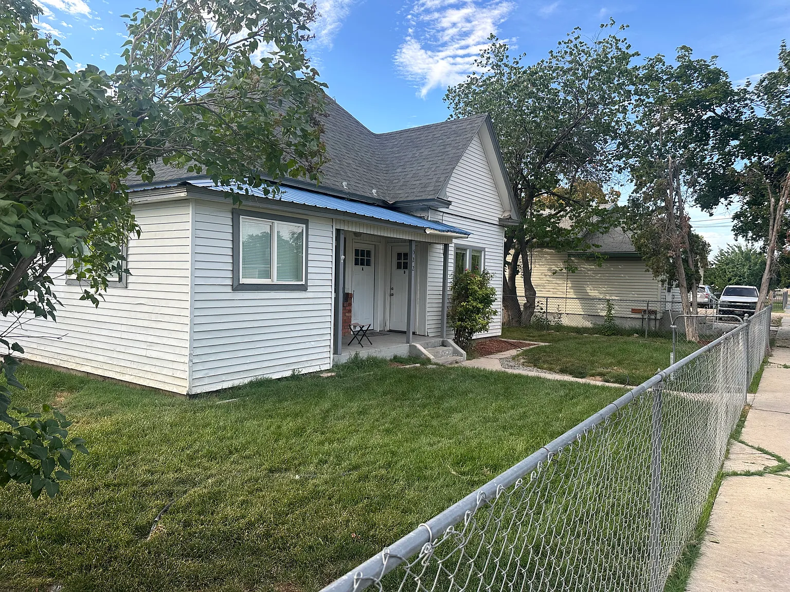 2 bed, 720 sqft, $1,400 — Photo 2