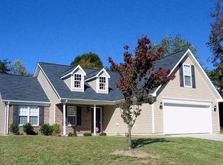 1115 Maple Ridge Dr, Burlington, NC 27217