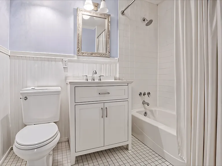 35 Sandra Ct — Photo 21