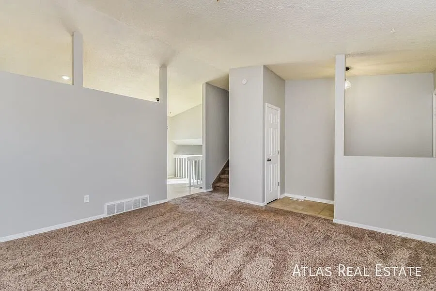 Coming Soon! || Beautiful 3 Bed Home With A/C In D-20!! — Photo 3