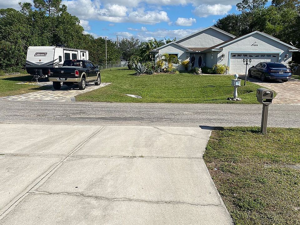 1st image of 1008 Robert Ave