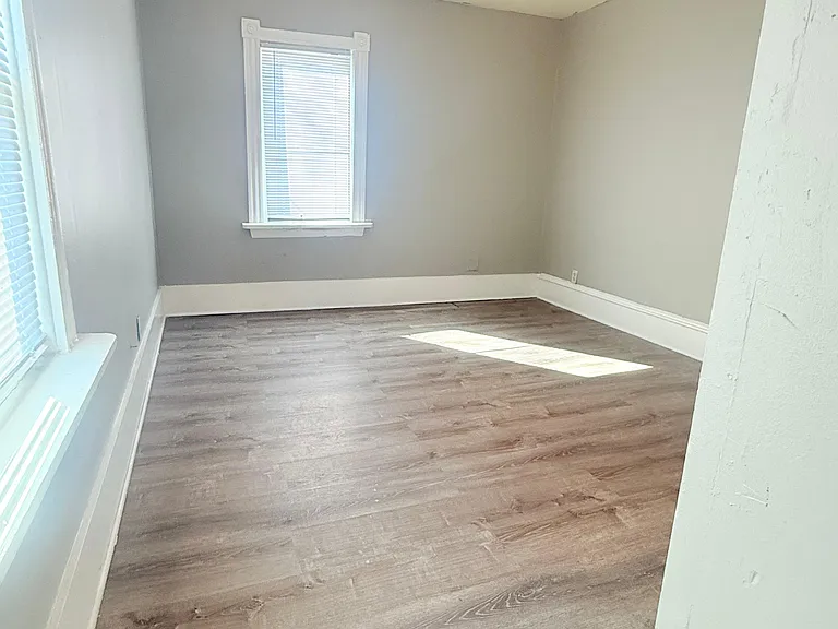 2705 Bryant Ave N #1 — Photo 1