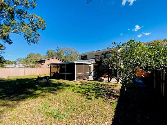 4th image of 7905 Greenshire Dr