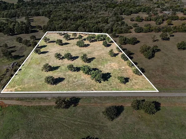 4 E Forrest Hills Rd, Guthrie, OK 73044