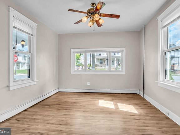 3rd image of 2701 Boas St