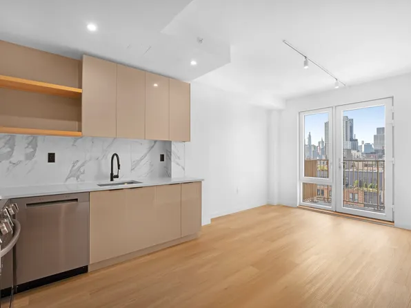 16 West Street image 1 of 21