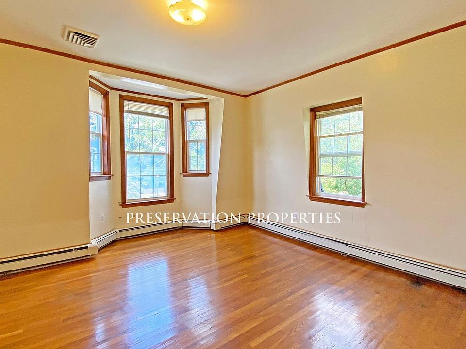 1st image of 10 Washington Park #2L