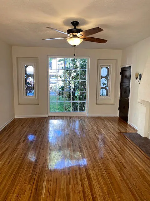 1 bed, 850 sqft, $3,200 — Photo 2