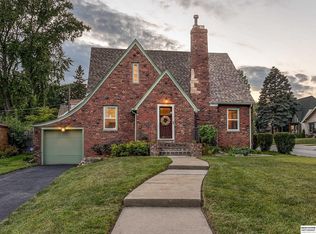 7166 Minne Lusa Blvd, Omaha, NE 68112