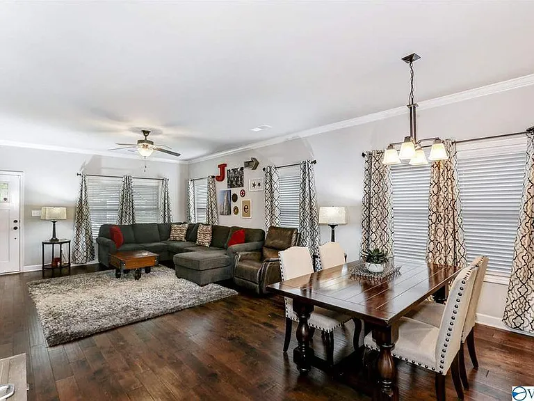 1106 Halsey Ave NE — Photo 16