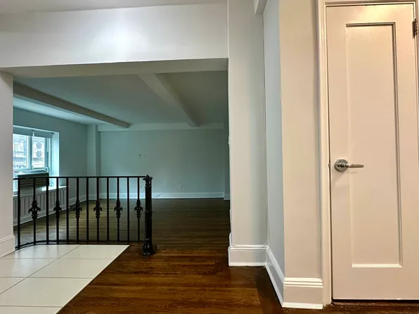 1080 Amsterdam Avenue image 11 of 29