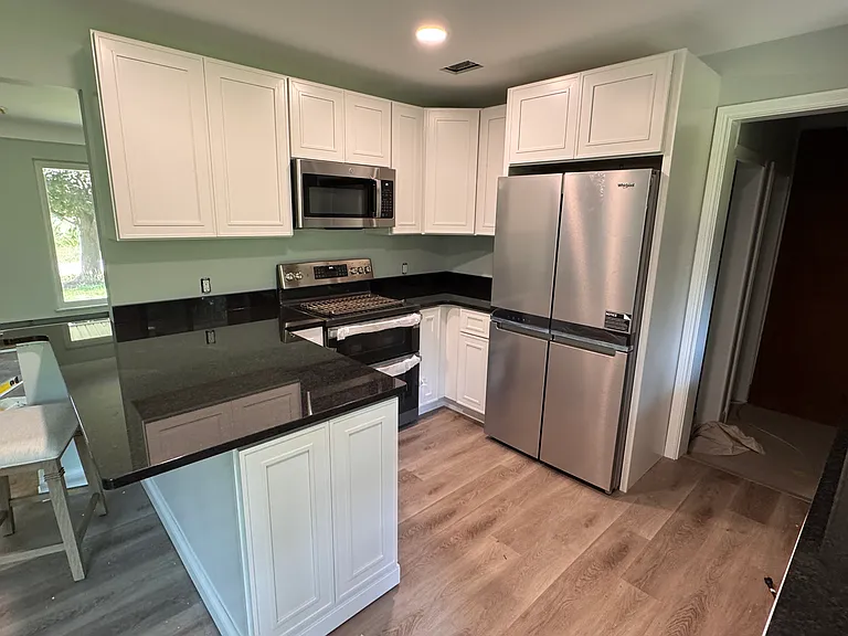 9800 Baude Dr — Photo 2