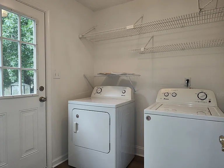 7413 Doves Nest Cir — Photo 31