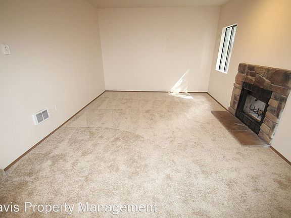 3rd image of 9901 NE 134th Ct #9911-3