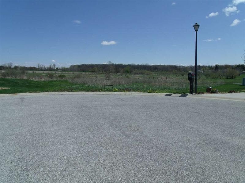 2nd image of 19988 Amethyst Dr