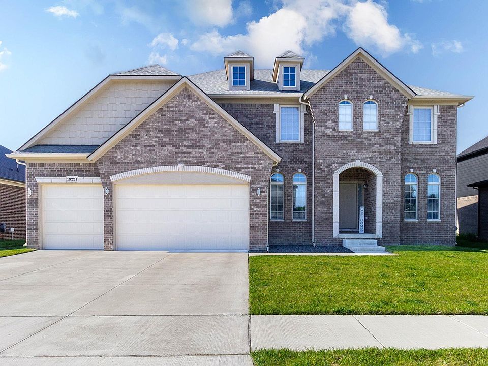 1st image of 19221 Thompson Dr