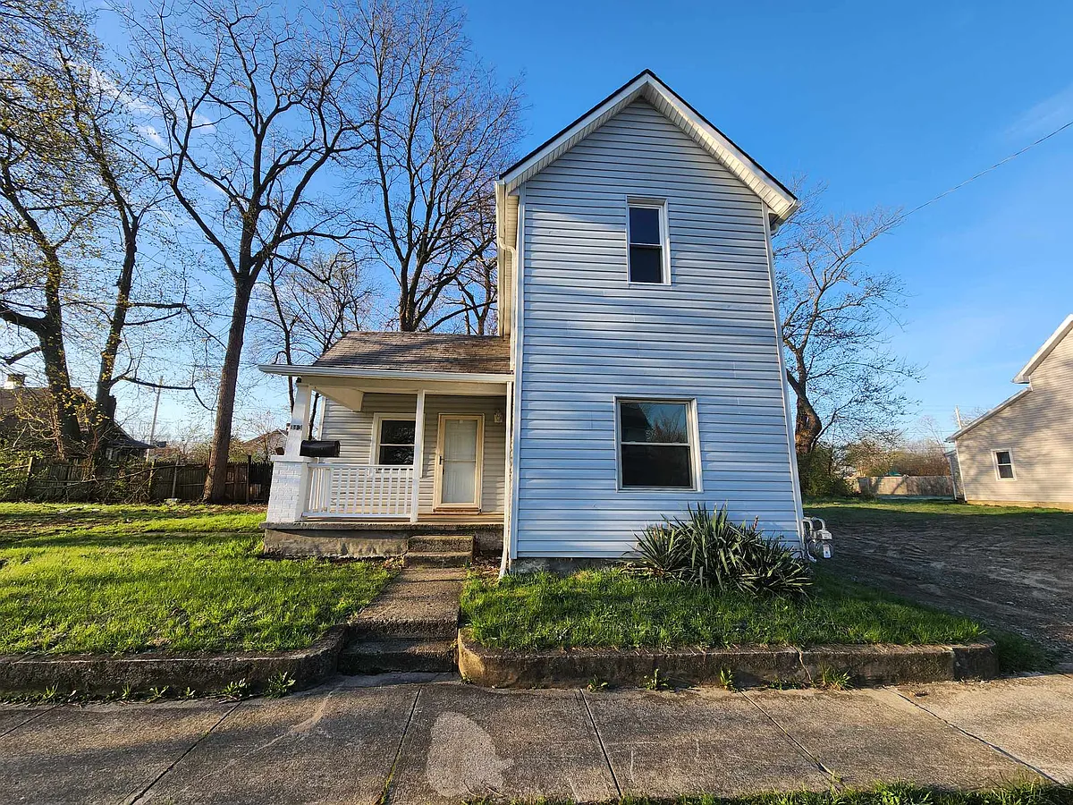 Building Photo - 313 E Rose St