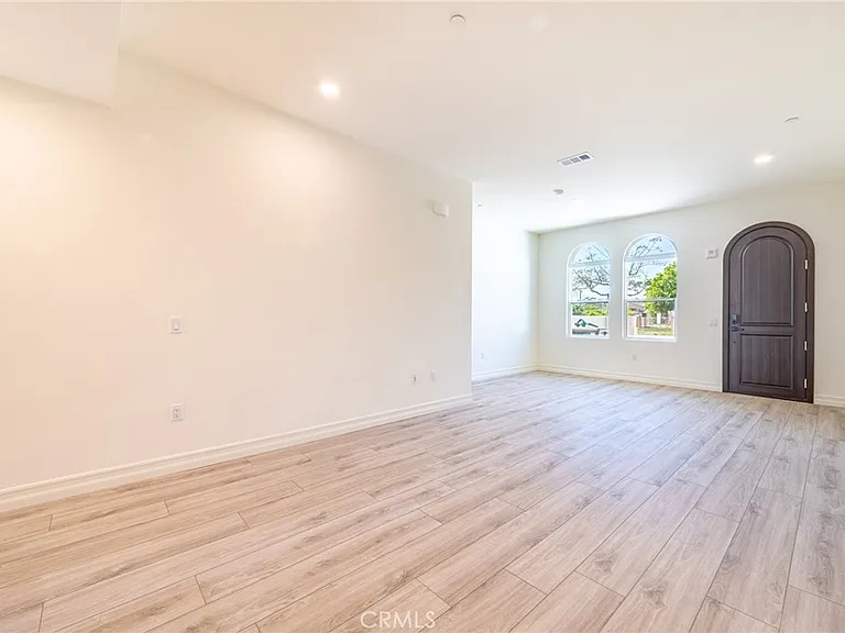 160 S New Ave #1 — Photo 11