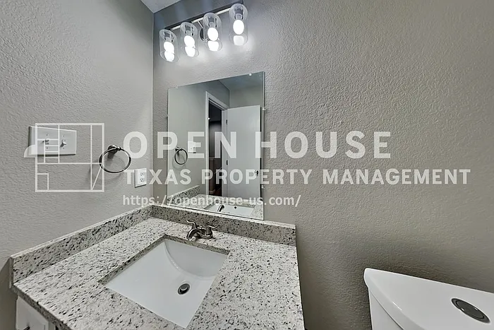 1812 Solitude Ct — Photo 21