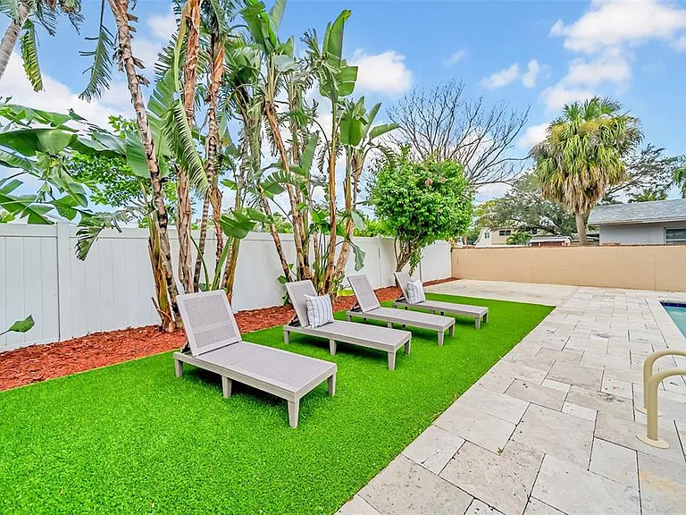 4924 Shetland Ave — Photo 40