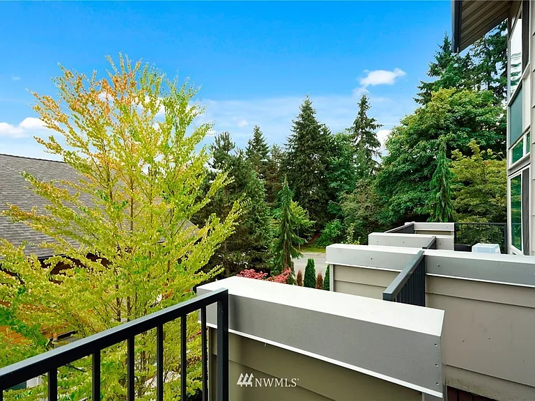 15175 NE 81st Way #102 — Photo 26