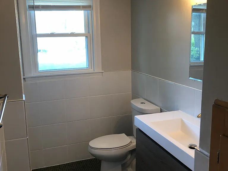 1300 Pierce Ter NE — Photo 16