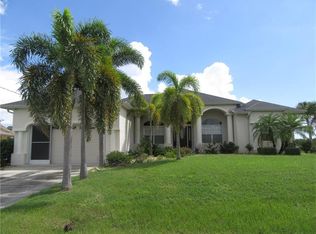 227 E Tarpon Blvd NW, Port Charlotte, FL 33952