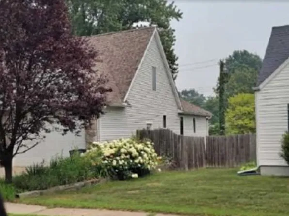 1341 Colorado St, Marysville, MI 48040