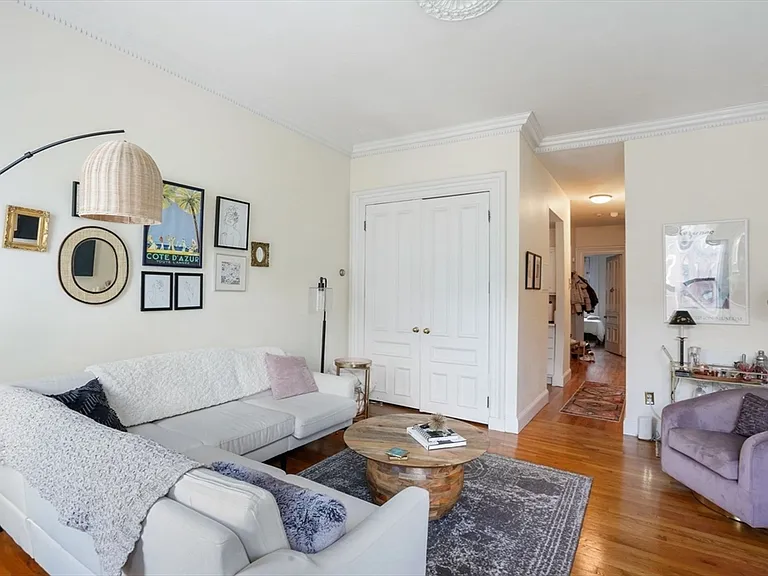 315 Beacon St #8 — Photo 3