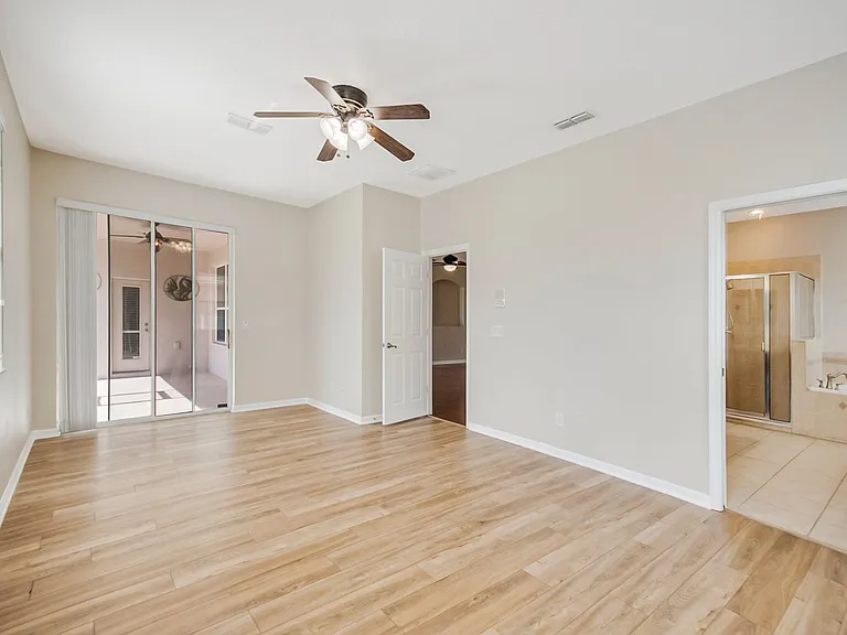1904 Candlenut Cir — Photo 37
