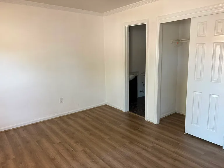 635 Biltmore Dr — Photo 13