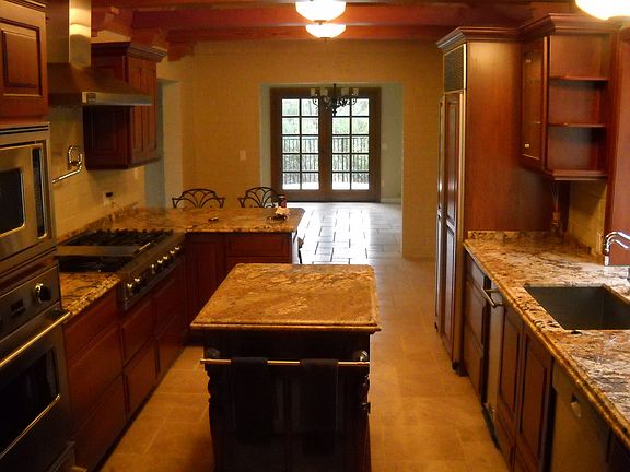 2nd image of 28128 Laura La Plante Dr