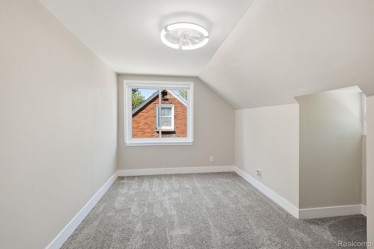19605 Klinger St, photo 15