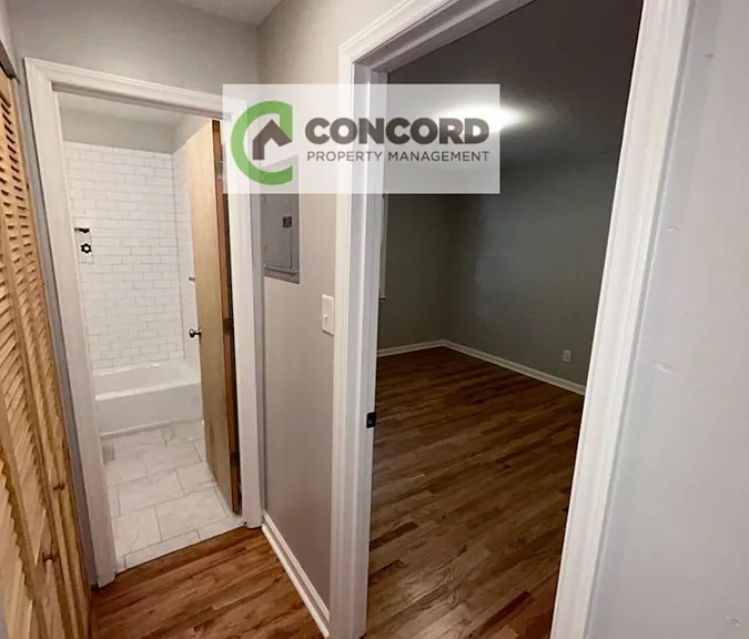 1103 Yanceyville St #C — Photo 8