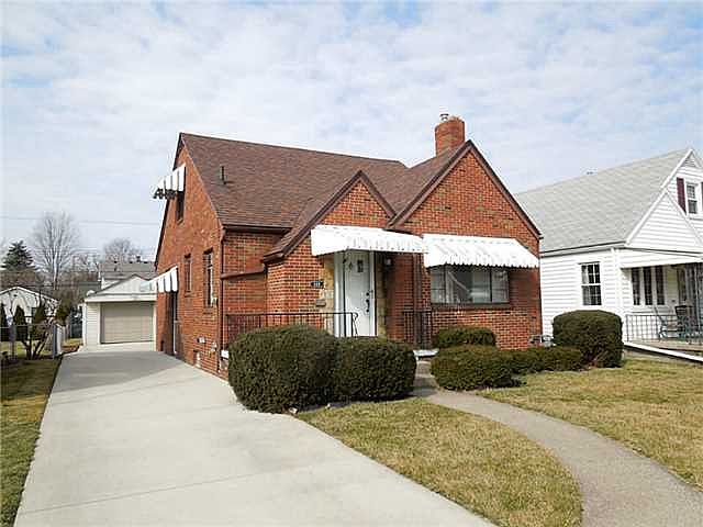 1st image of 131 Jennings St