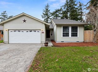 625 NW Mizzen Drive, Oak Harbor, WA 98277